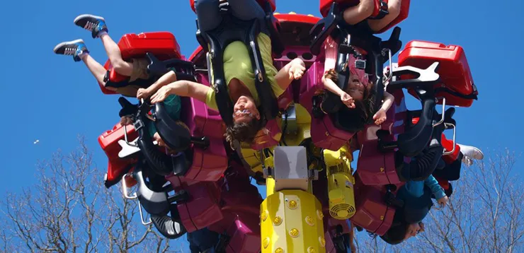 The "Frantic" ride in action, showing people turning upside down